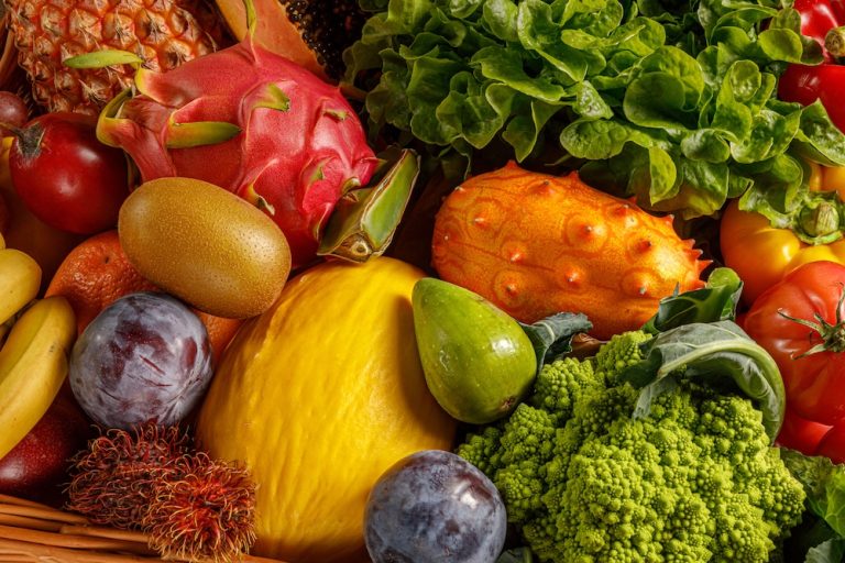 Boostez Votre Énergie avec des Régimes Équilibrés et Super-Aliments